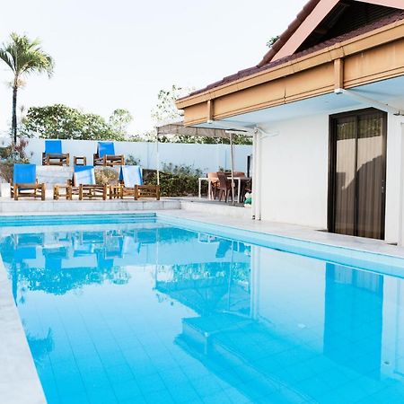Seaview Hills Luxury Apartments & Rooms Dauis Εξωτερικό φωτογραφία